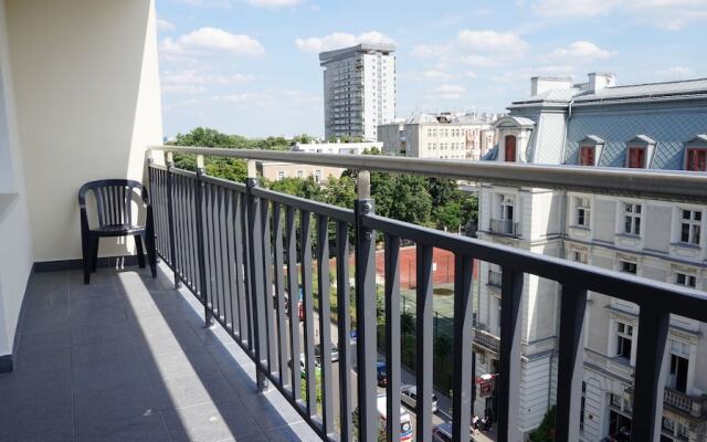Foksal Apartment
