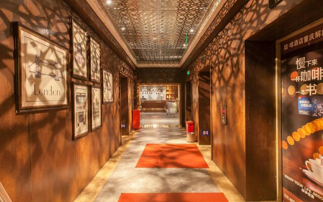 James Joyce Coffetel Chongqing Jiefangbei Pedestrian Street Hongyadong