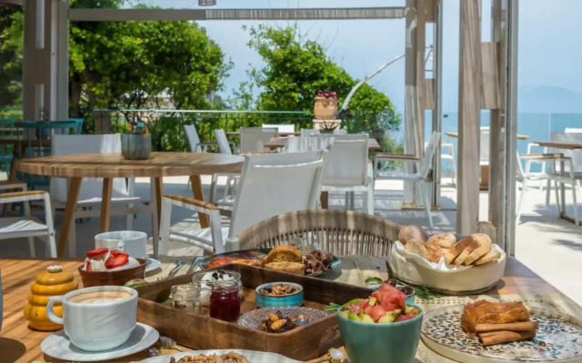 Erietta Aparthotel