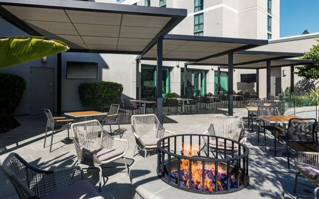 Renaissance Walnut Creek Hotel