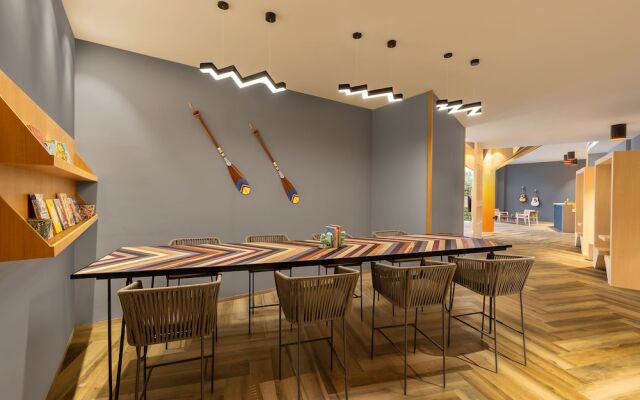 Ginger Kochi, Kalamassery