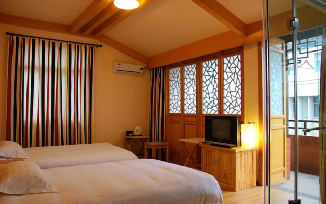 Huangshan Ancient Town Youth Hostel