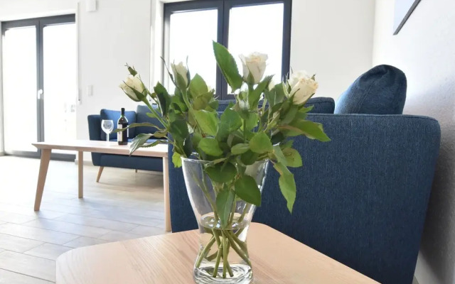 Beautiful Holiday Home in Kühlungsborn Near Sea