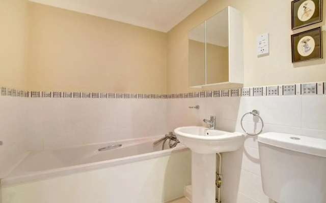 Bowleaze Beach Apartment