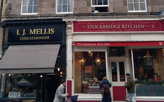 Stockbridge Grandeur at Carlton Street