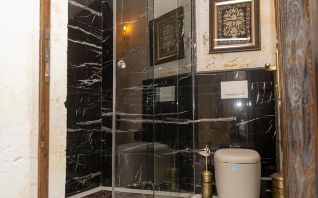 Elika Cave Suites Hotel &amp; SPA