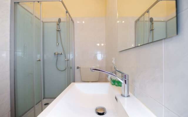 Easy Flat - Five Stars Holiday House