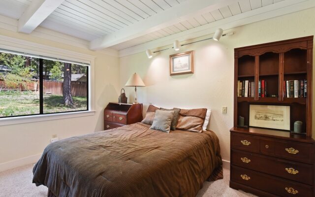 Tahoe Highlands Hideaway