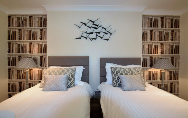 Clifton Serviced Apartments