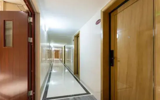 Extraordinary Hotel (Zibo Yintai City)