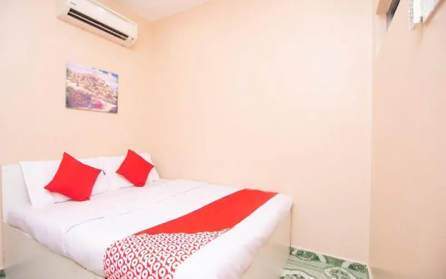 Hotel Hajah Rohayah by OYO Rooms