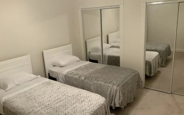 Myrtlewood by Monarch Rentals