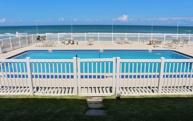 Oceanside Village D2