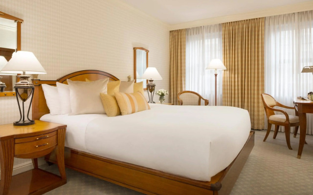 Orchard Hotel