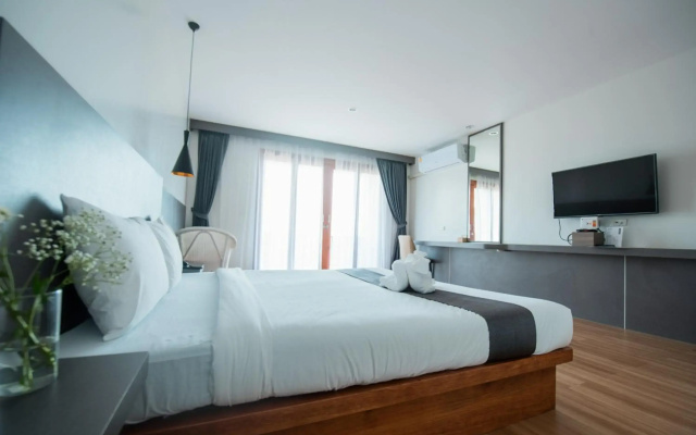 Nana Beach Hotel