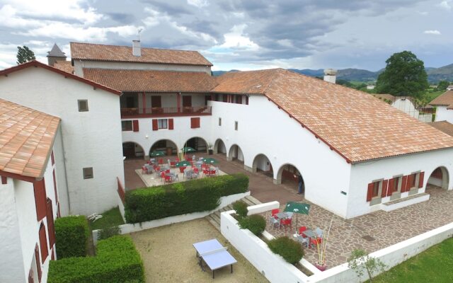 VVF Pays Basque Sare La Rhune, Sare