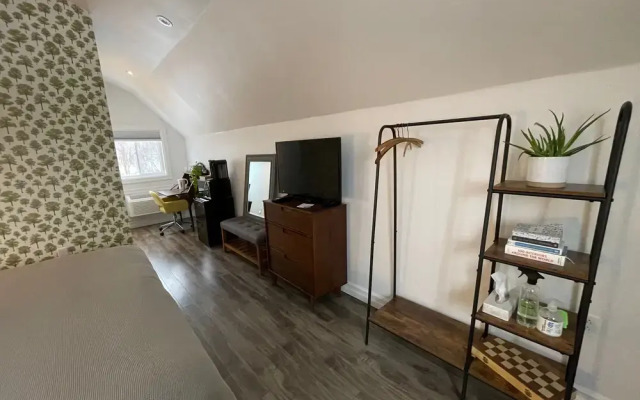 The Archie & Isidore Hotel