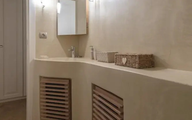 Villa Aphrodite sunkissed MykonianLuxury