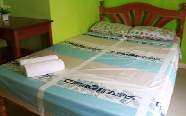 Papa Albert Inn