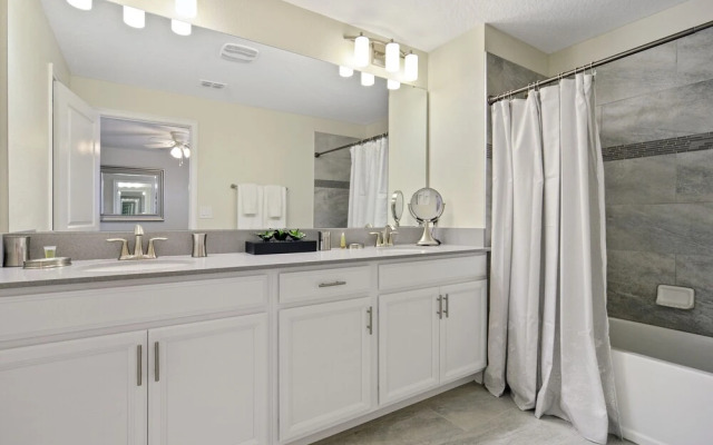 4894 Storey Lake 46000/46935