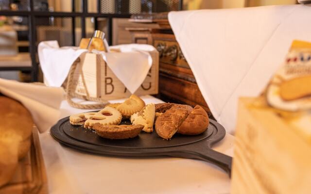 Adaastra Boutique Hotel