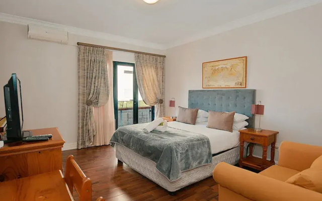 Albatross Guest house