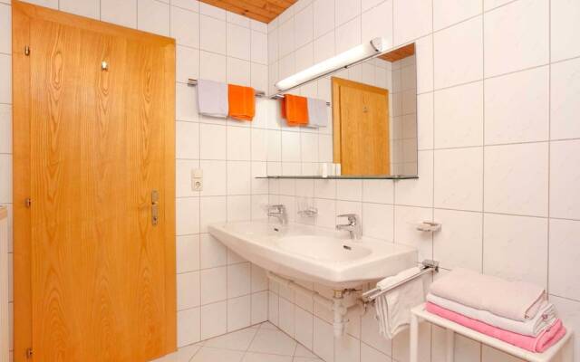 Apartment Near the Lake in Tyrol
