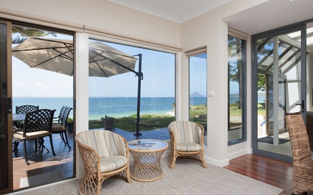 Whispering Sands at Corlette - 2