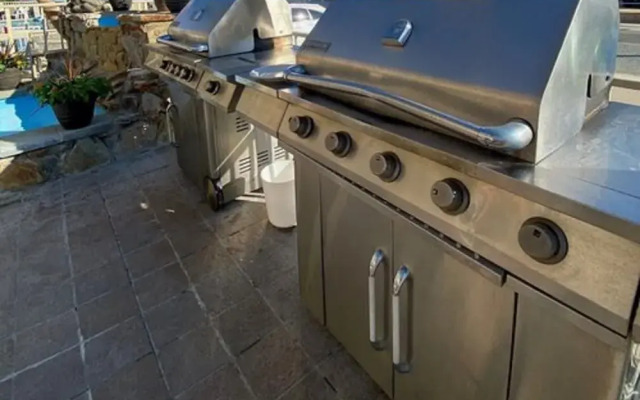 Bristol Plaza Resort Motel