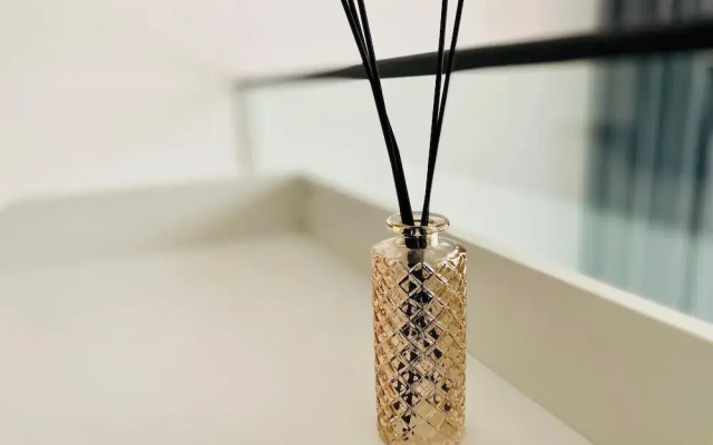 Meraki Homes at Embassy Gardens