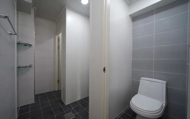 Geoje Memory Kids Pool Villa