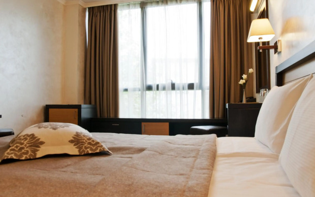 EfBet Hotel