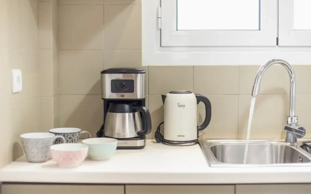 Supreme Suite with balcony by Cloudkeys