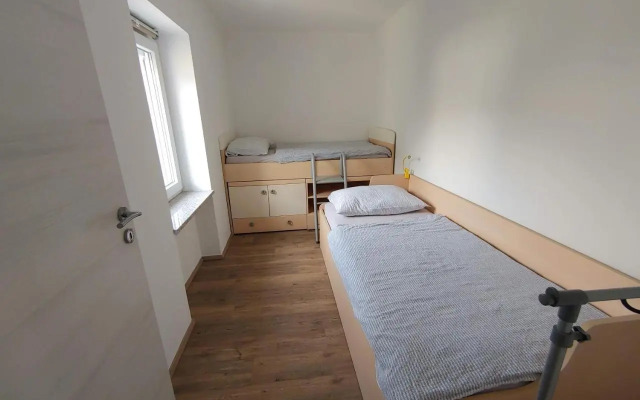Apartmaji Hrvatin v Kortah