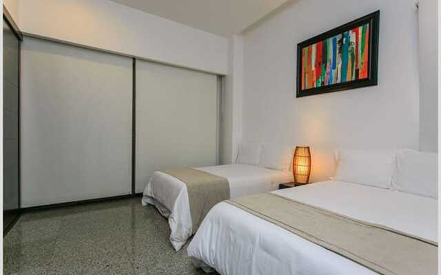 Infinito 21 PH & Jacuzzi by Tripintravel