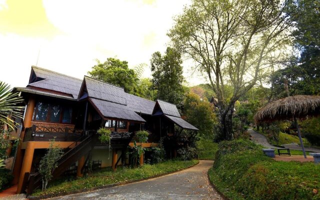 Angkhang Nature Resort