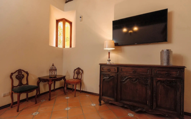 Hotel Marques Del Angel