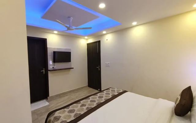 Airport Hotel Shivaka Inn
