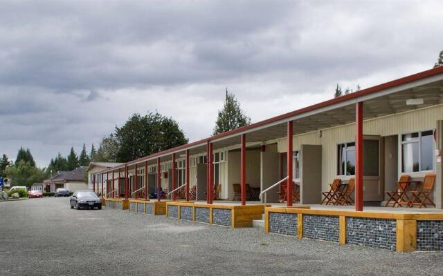 Manapouri Lakeview Motor Inn