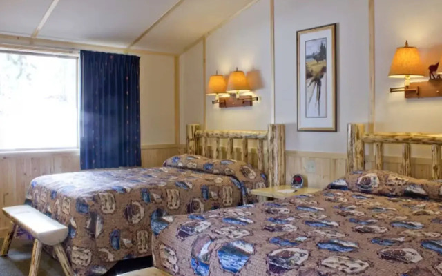 Lake Lodge Cabins - Inside the Park