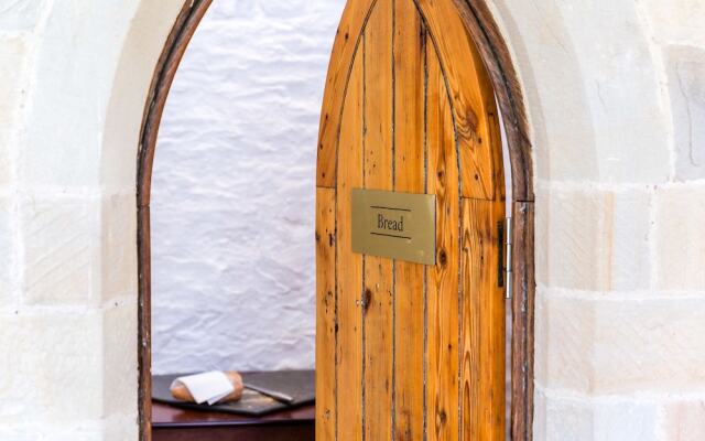 Lanelay Hall Hotel & Spa