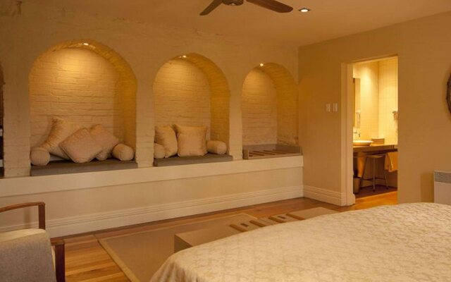 The Woodbridge Waterfront Rooms.