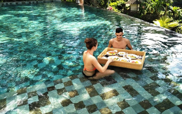 Labak River Hotel by EPS