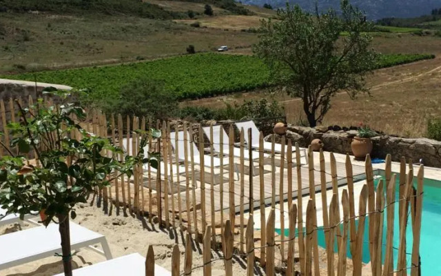 Domaine De Mandourelle