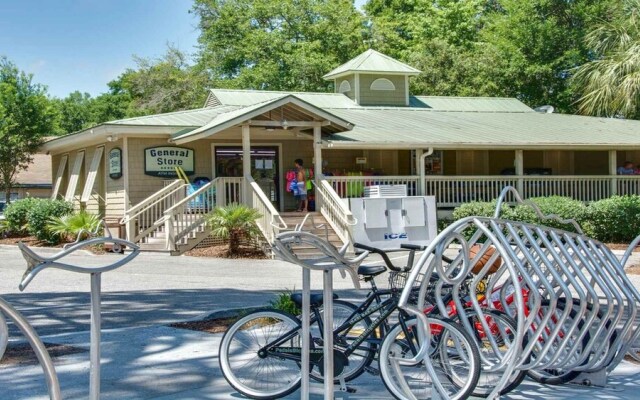 2518 Mare 2 Bedroom Condo