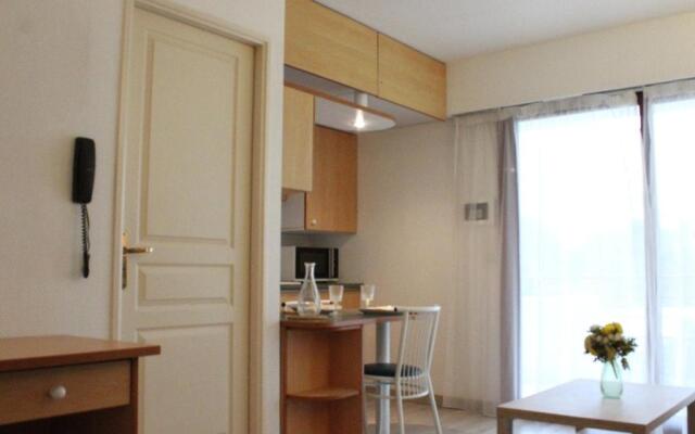 Appartement La Rochelle, 1 pièce, 2 personnes - FR-1-246-54