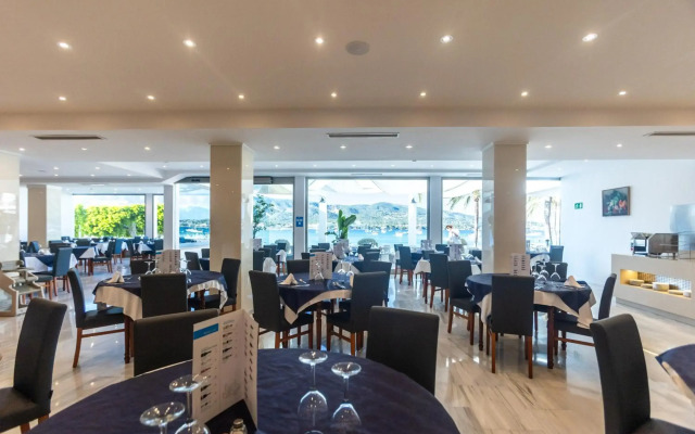 Hotel Seramar Comodoro Playa