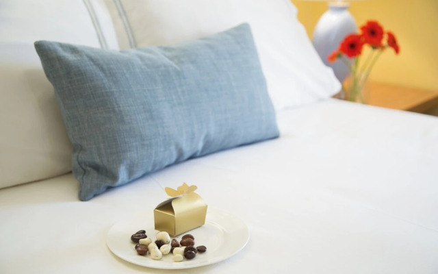 Seven Sea Street Inn