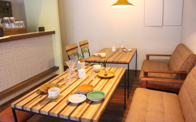 Mezamashi Sandwich - Hostel