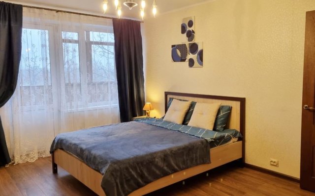 Apartments on Varshavskaya 142k2